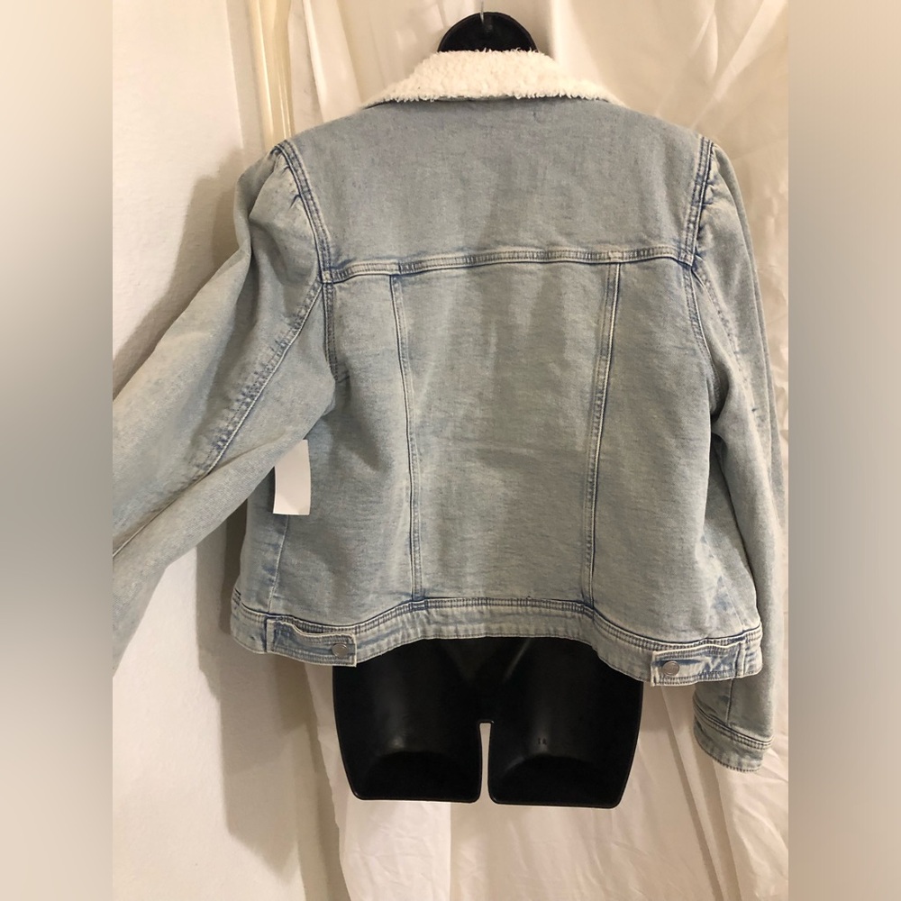 Nanette Lepore white sherpa lined pleated‎ shoulder denim jacket size large new - Picture 14 of 14
